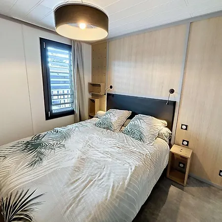 Chalet De Standing 6 Pers. A Jullouville - Piscine Chauffee, Plage A Proximite, Wi-Fi Inclus - Fr-1-361-536 Exterior photo